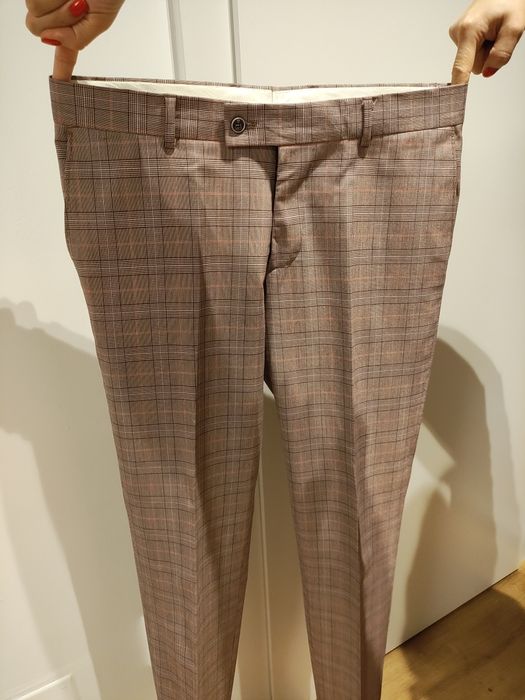 Costum sacou pantaloni