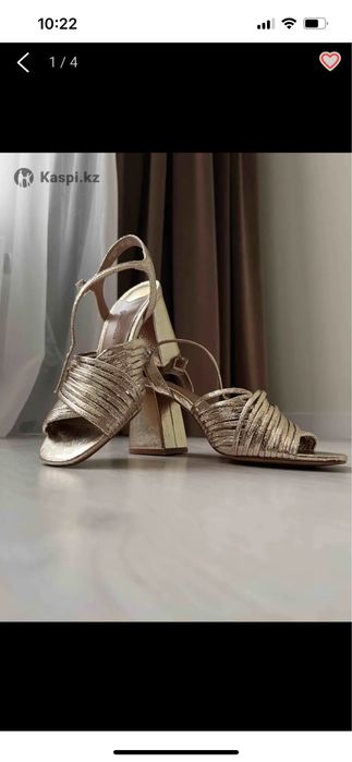 Новые босоножки Stradivarius