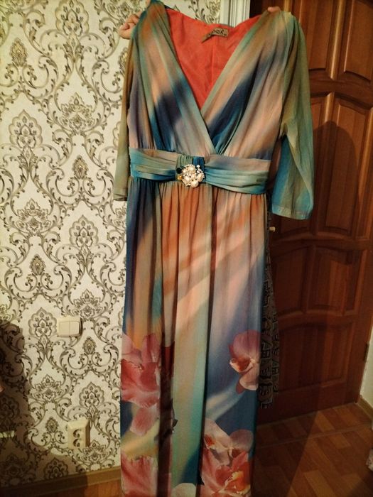 Платье. На рост 165 размер-50