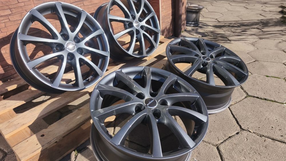 5x114.3 17 цола BORBET