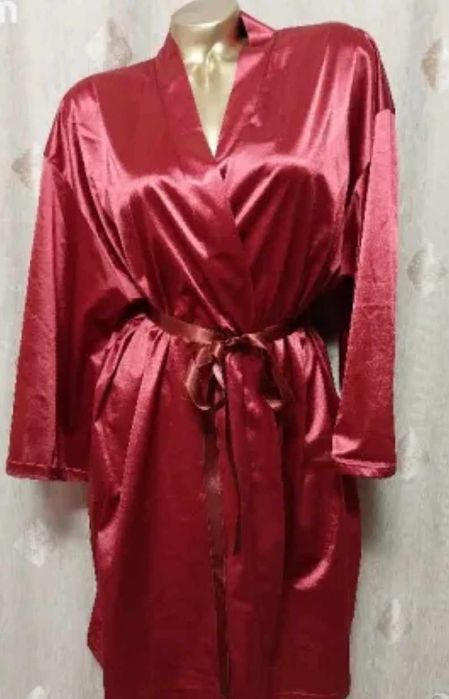 2XL Сатенени халати в различни цветове