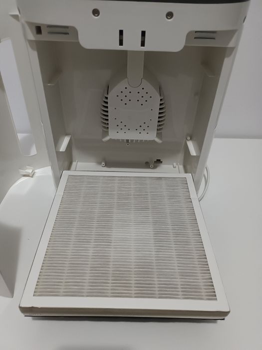 Purificator aer Beurer LR 200