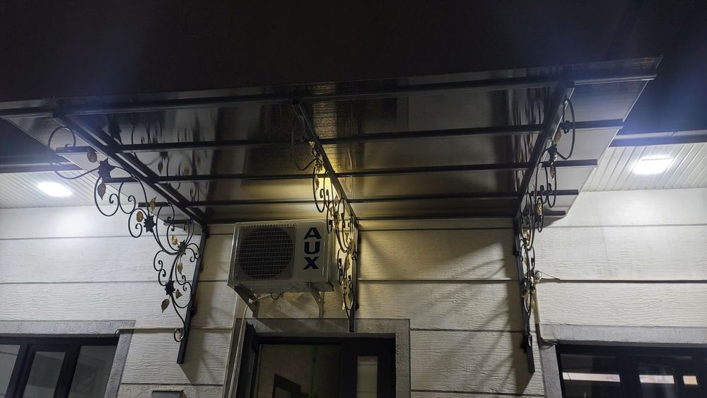 Darvaza reshotka naves perela setelaj zabor