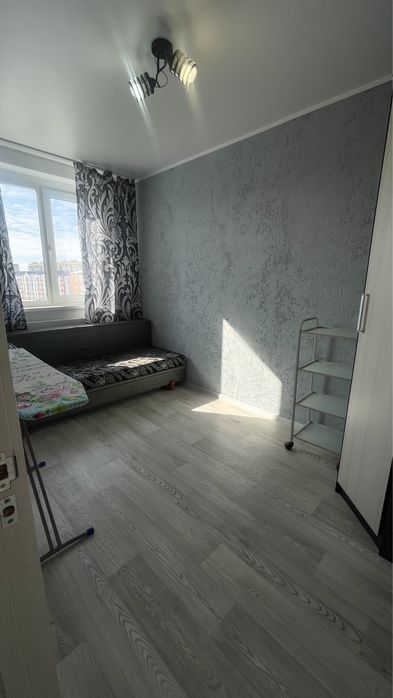 Сдам 4х комн квартиру