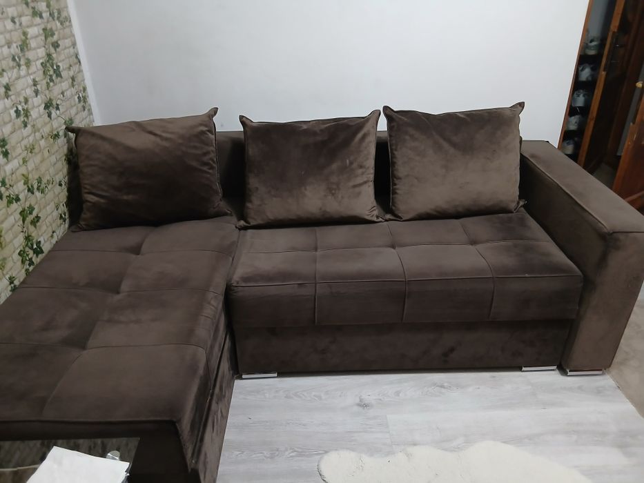 Colțar extensibil 2,40 ,partea scurtă1,60, extins1,45