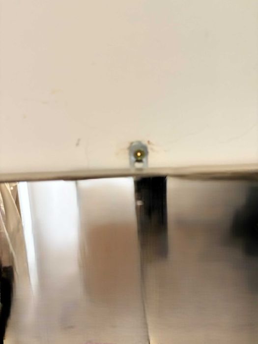 Продаем зеркало настенное