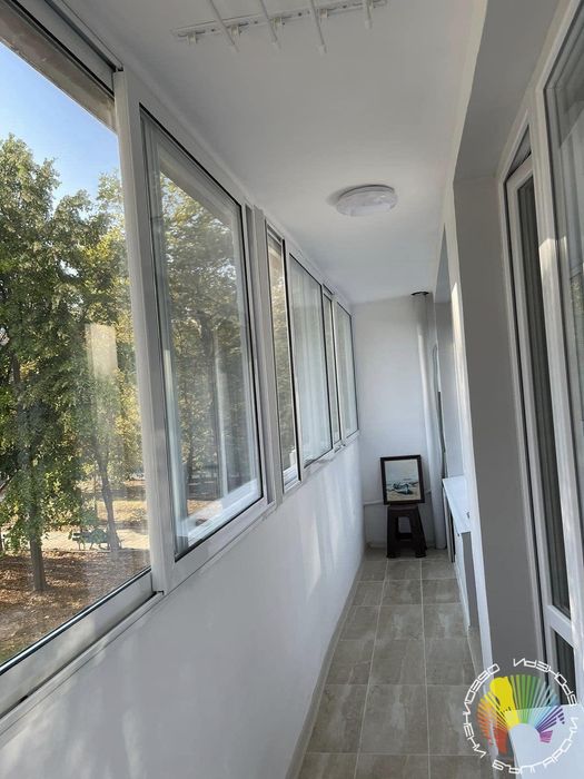 Дава се под наем Двустаен апартамент в Бургас, Лазур - 60 кв.м за 510 € - Снимка #3