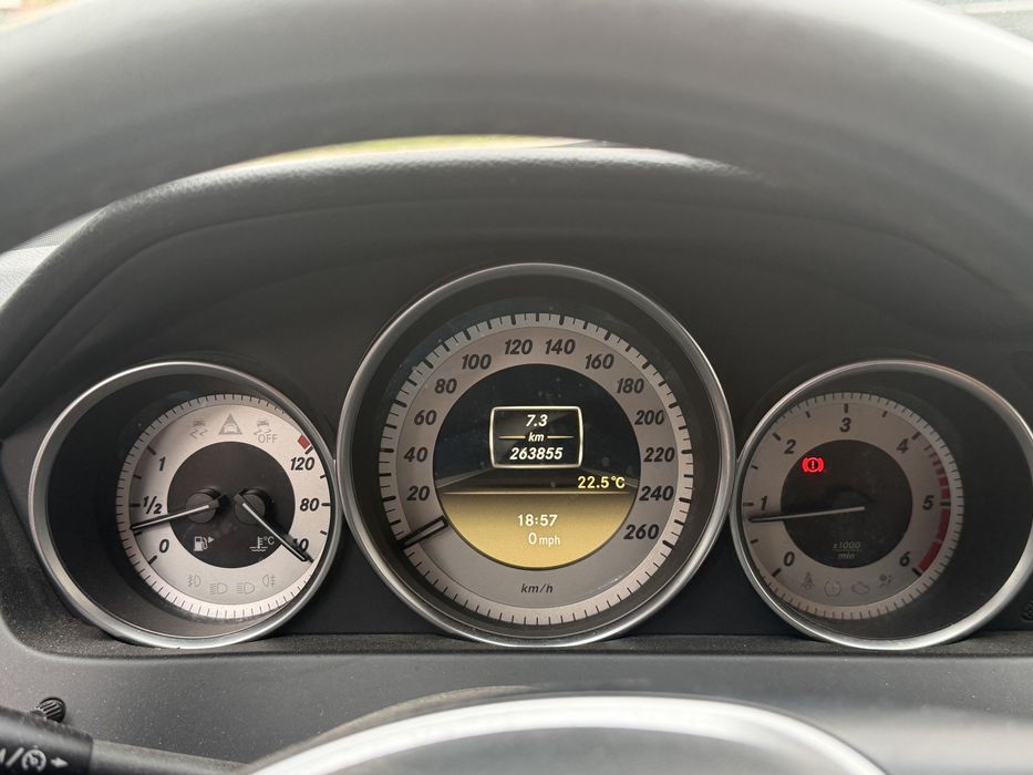 Mercedes c220 2011