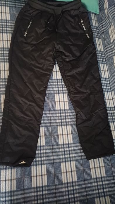 Продам утеплённые штаны на мальчика