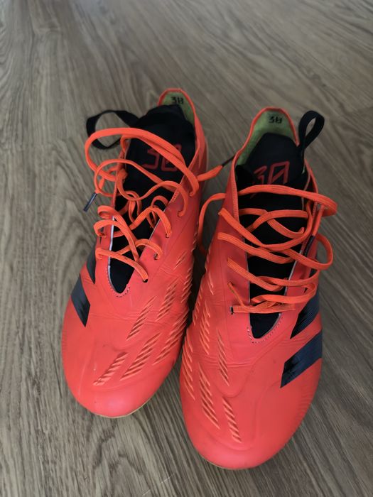 Vand ghete Predator Elite