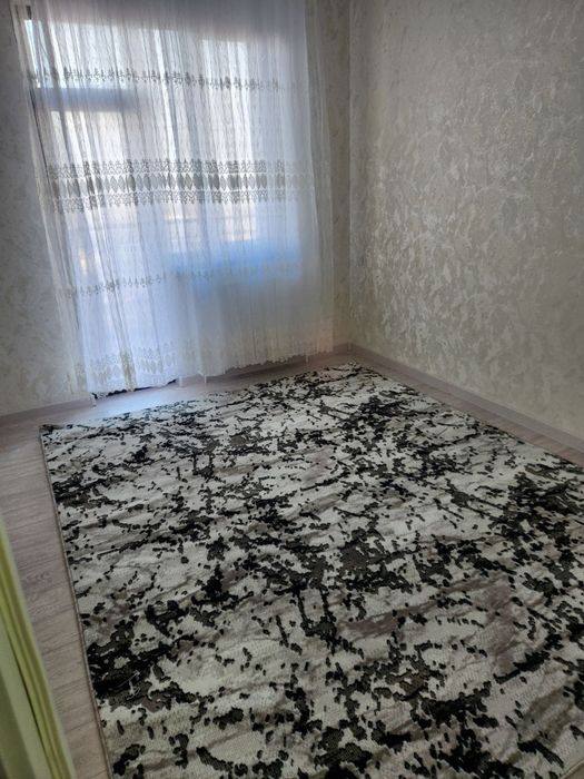 Метро олдида 2 хонали уй сотилади