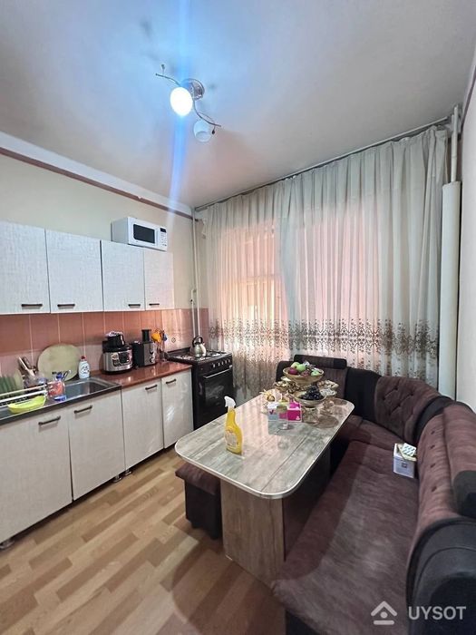 Продам 2 комнатная Дархан срочно