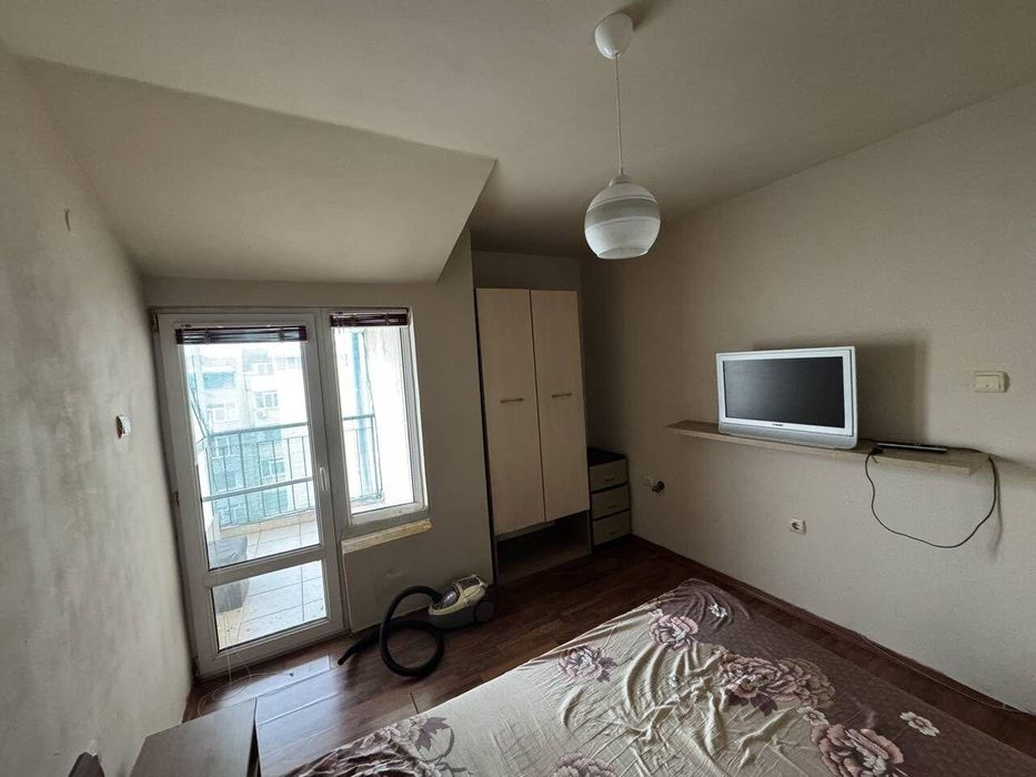 Дава се под наем Двустаен апартамент в Бургас, Възраждане - 50 кв.м за 357 € - Снимка #3