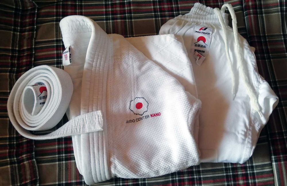 Детско кимоно за джудо PRO TOUCH 110