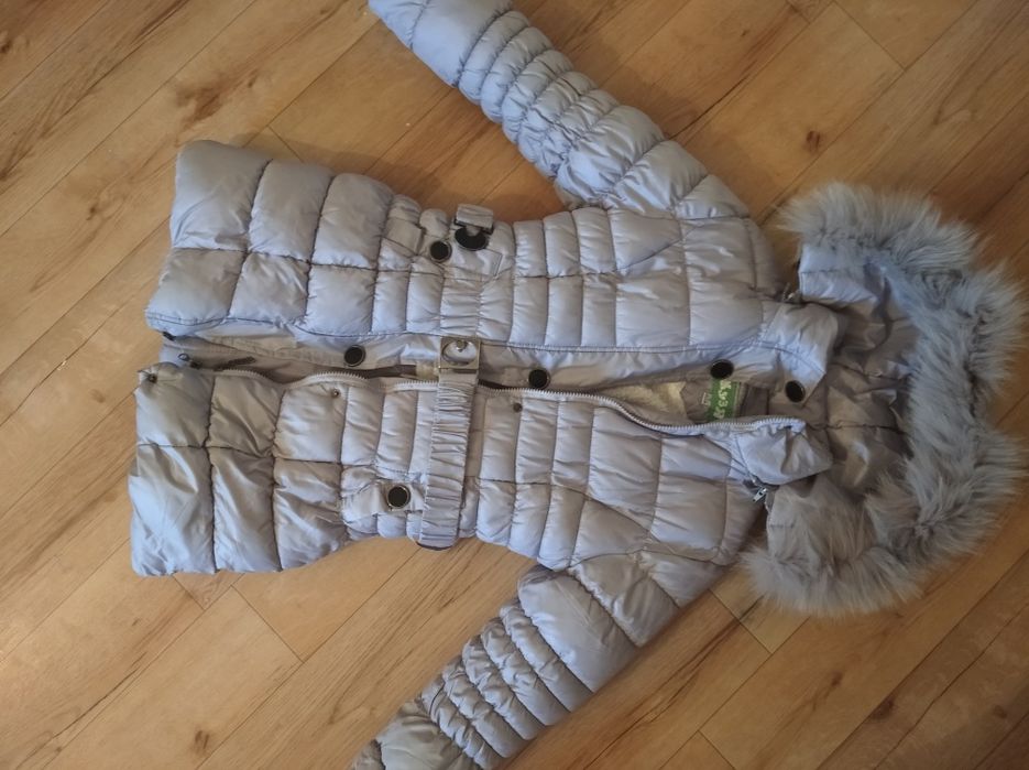 Зимняя куртка для девочки