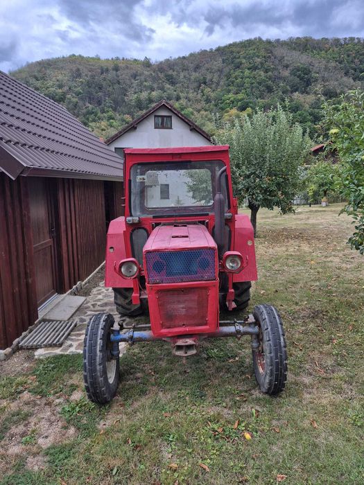 Tractor U 445 de vanzare
