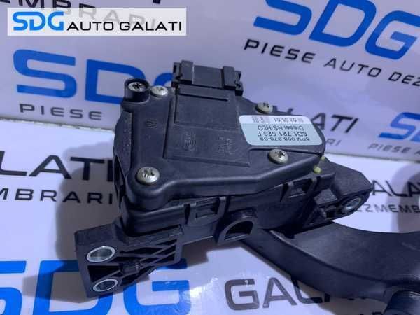 Pedala Acceleratie VW Passat B5 1.9 TDI 1997 - 2001 Cod 8D1721523F [B4087]