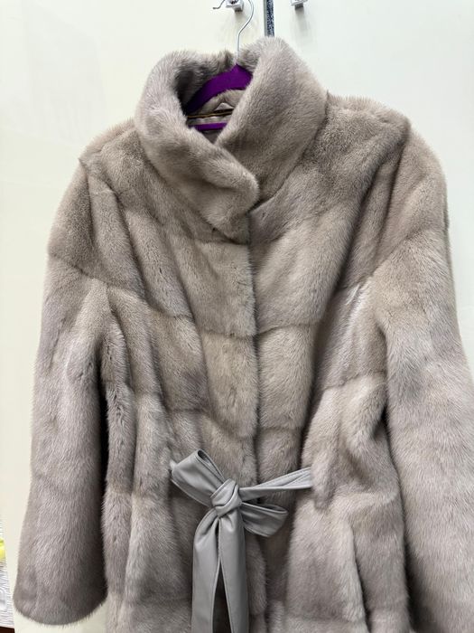 Продам норковую шубу