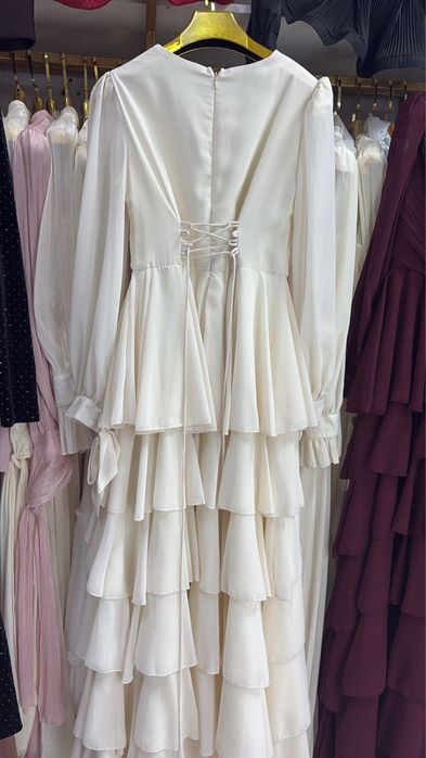 Продам стильное платье