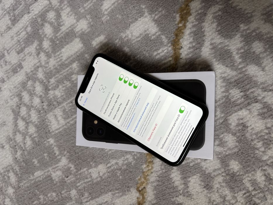 Айфон 11  срочно.