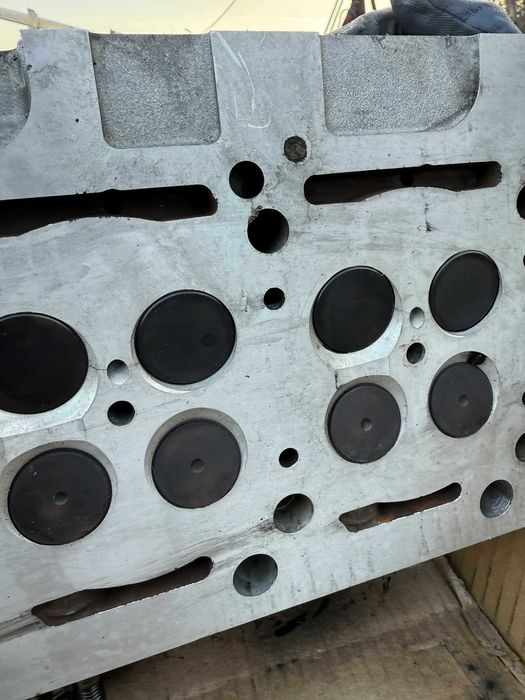 Цилиндрова глава  2.7 ом647. 177