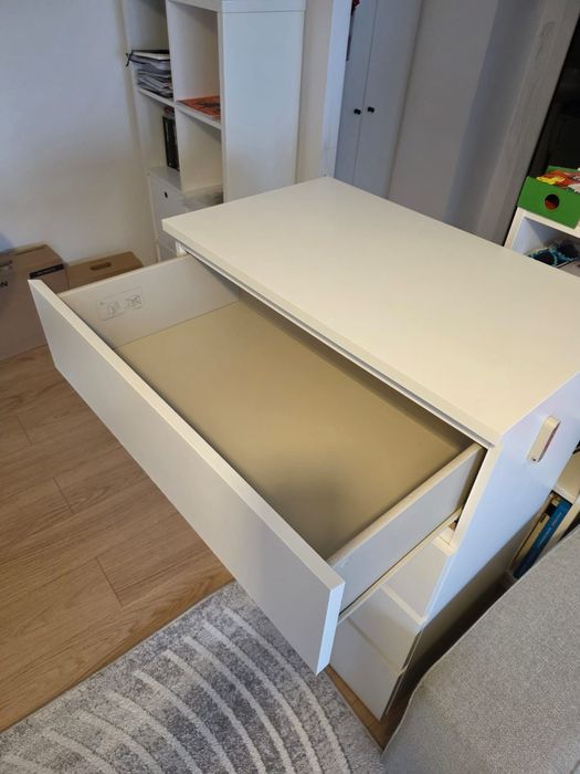 Comoda ikea malm