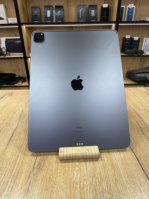 Ipad Pro 12.9 4 th generation 512 gb 81%