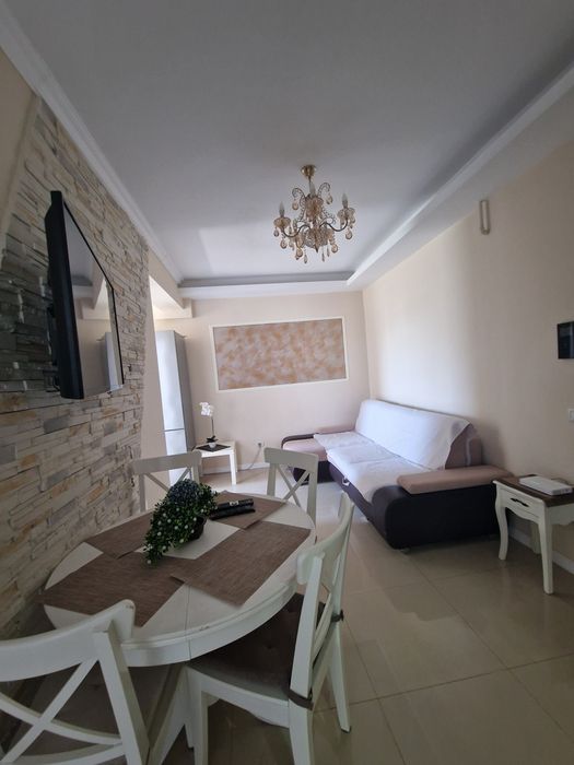 Cazare!! Mamaia Nord, Cataleya Residence - 3 camere mobilat-utilat,parcare ,350m distanta de Plaja