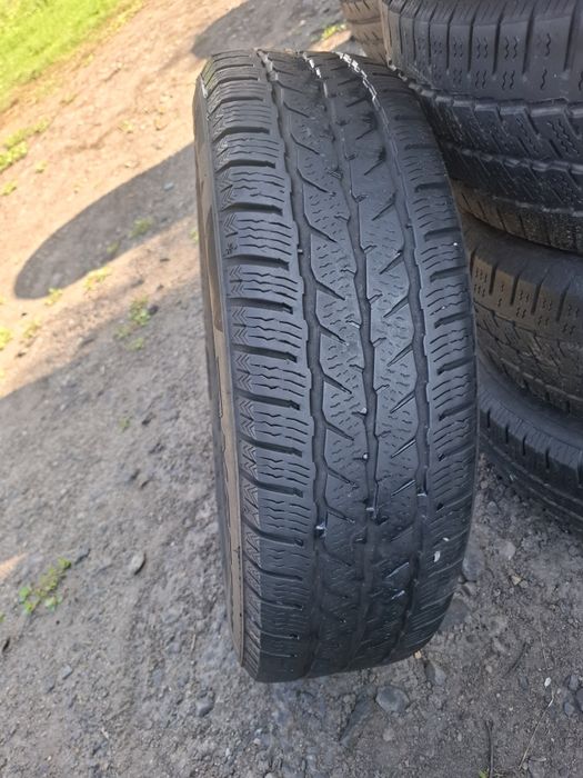 Vand 1 anvelopa 195 75 16 c buna fara defecte
