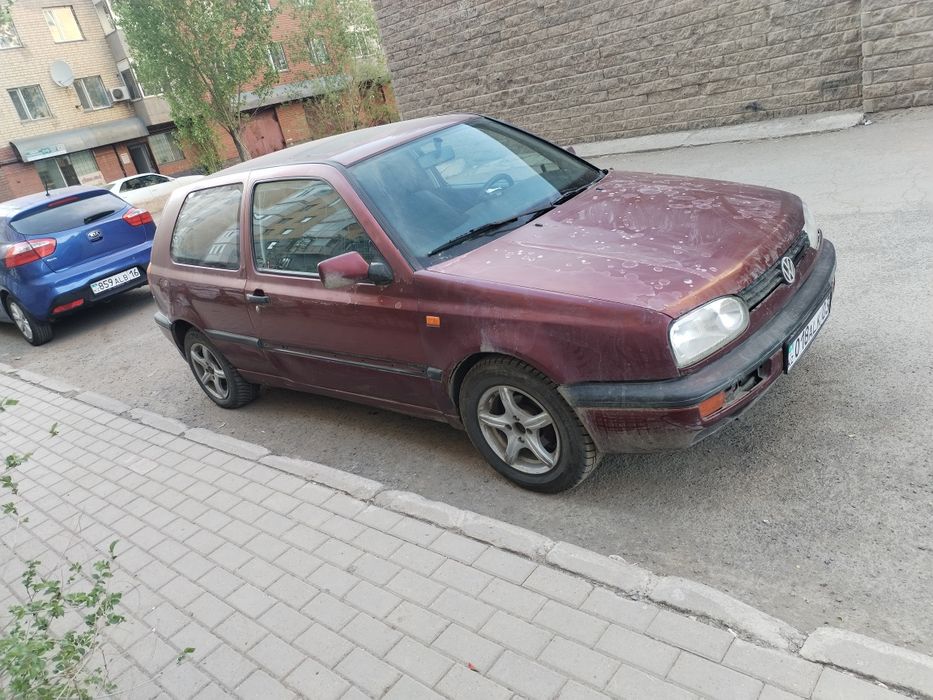 Гольф 3, 1,8, 1991 год. На ходу.