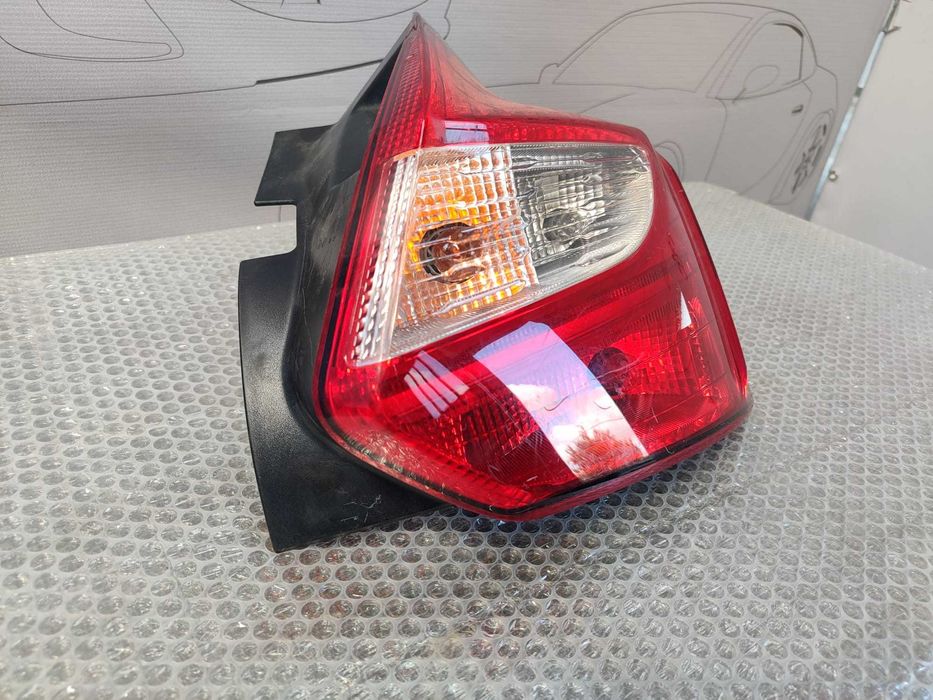 Stop Spate Dreapta Ford Focus CU LED (MK3) 2011–2014 / Cod OEM BM51-13404-A (5F2)