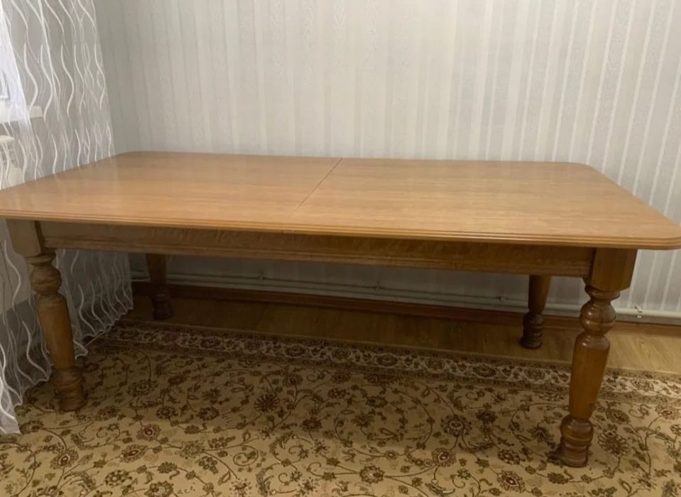 Продам, стол обеденный