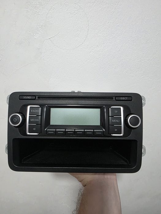 Radio CD Golf 6 original in stare buna