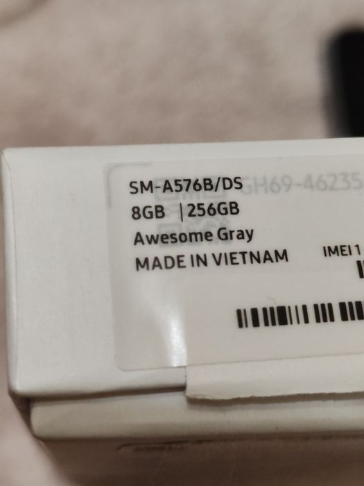 Samsung A57 5G 256 8 рам,нов на 1 седмица