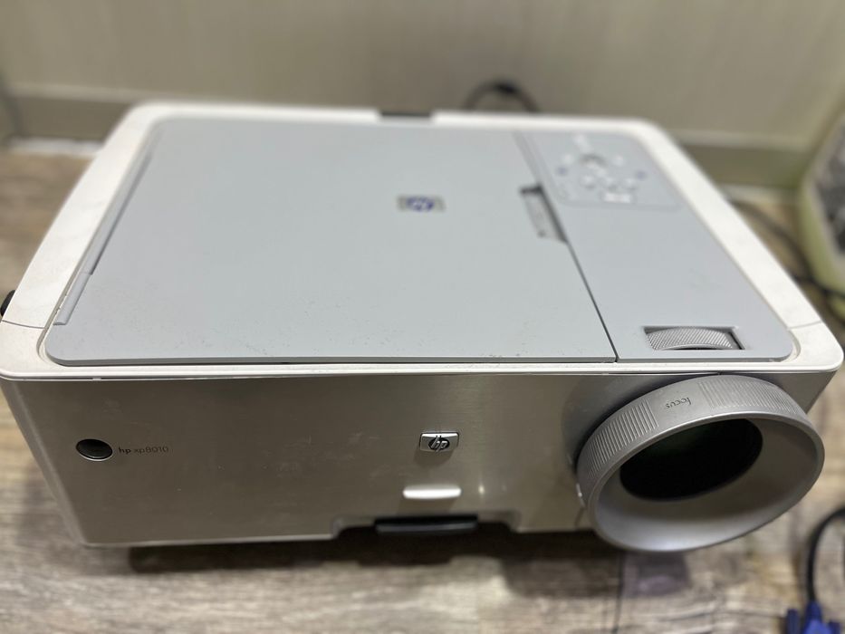 Проектор HP, состояние отличное