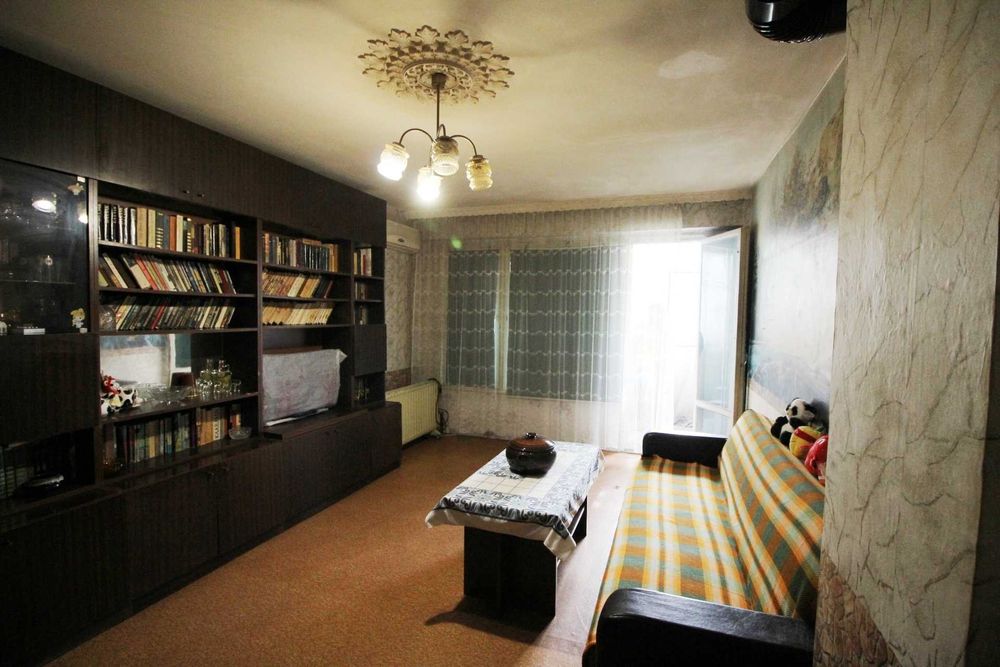 Продава се Двустаен апартамент в Русе, Централен кооп. пазар - 62 кв.м за 576 €/кв.м - Снимка #1