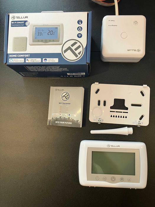Termostat inteligent Tellur TLL331151 Wi-Fi pentru centrala cu Gaz, Aplicatie iOS si Android, protectie copii, LCD iluminat, Alb