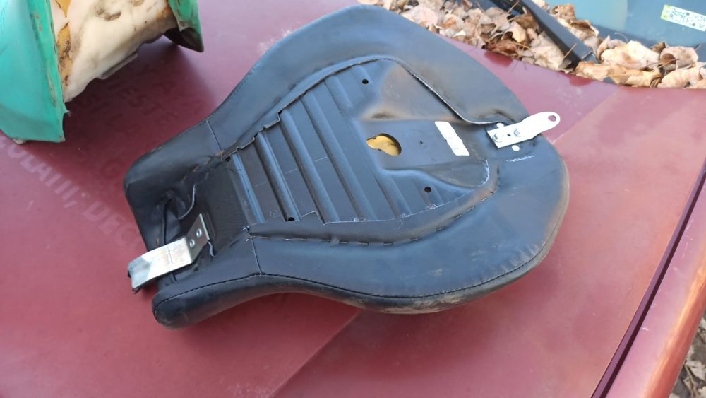 Șa ( șezut ) solo Harley Davidson Sportster