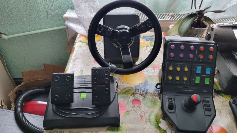 Volan farming simulator si utilaje grele saitek