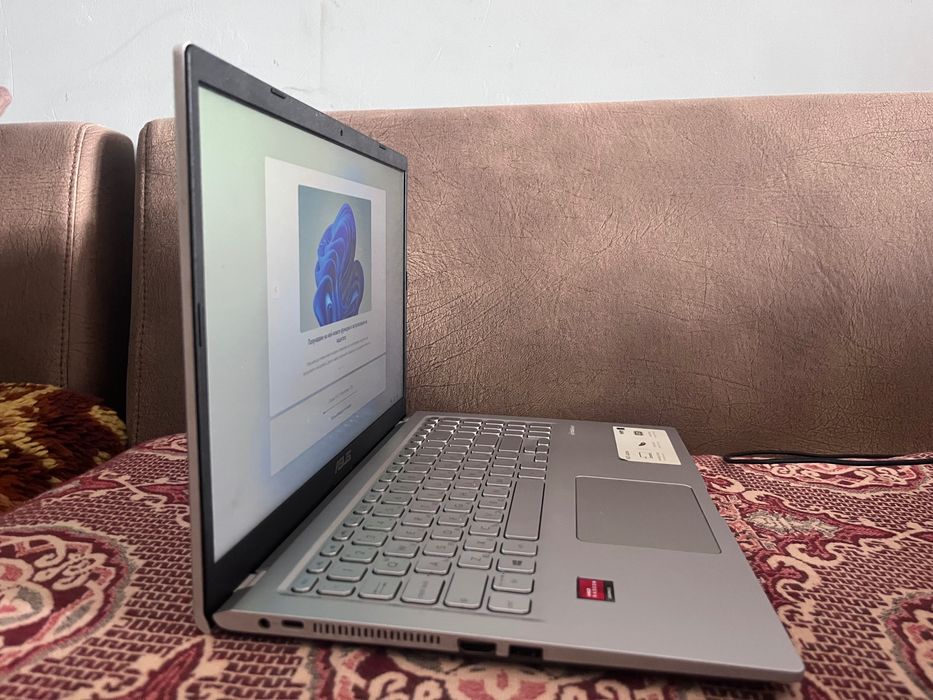 Лаптоп Асус VivoBook М51159Д Бартер