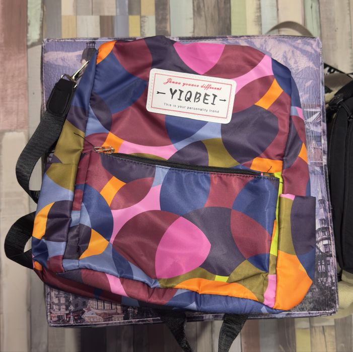 Чанти Адидас и Найк