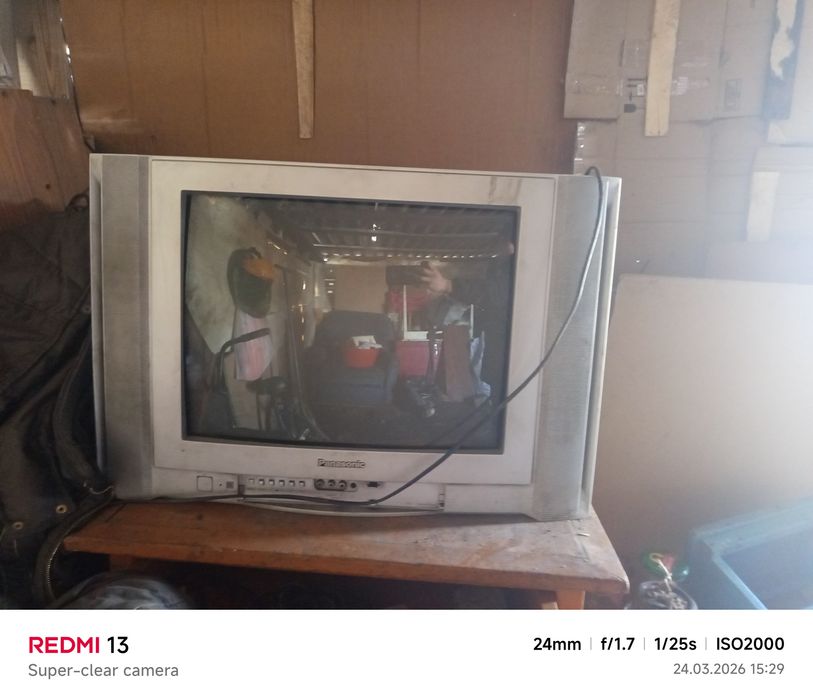 Продам тевизор старый