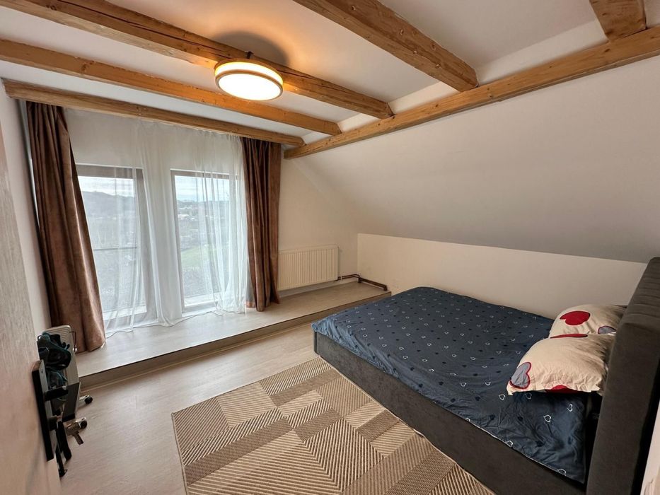 Casa  modern renovata 5 camere de inchiriat Drajna de sus Prahova