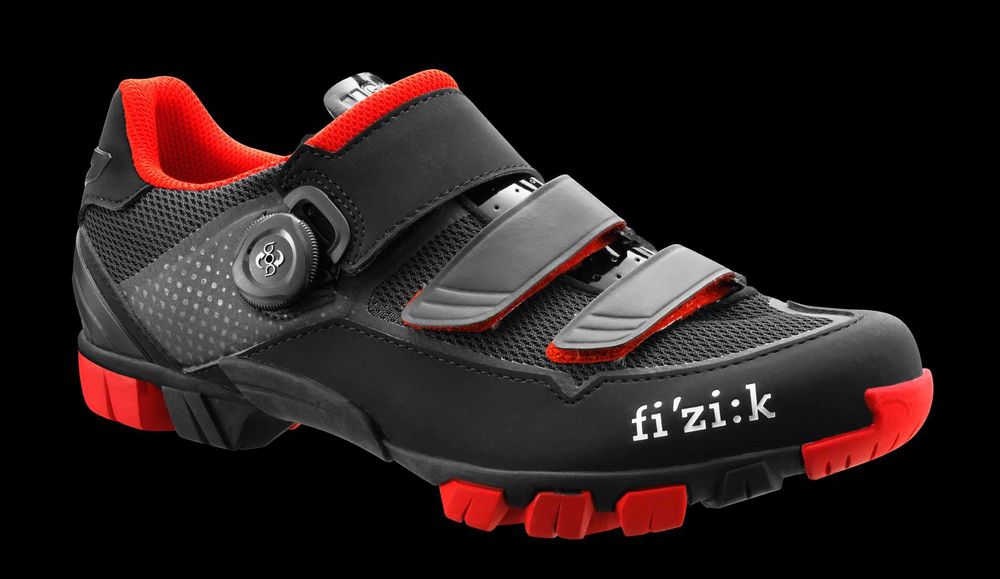 Шпайкове Fizik M6 Uomo Boa