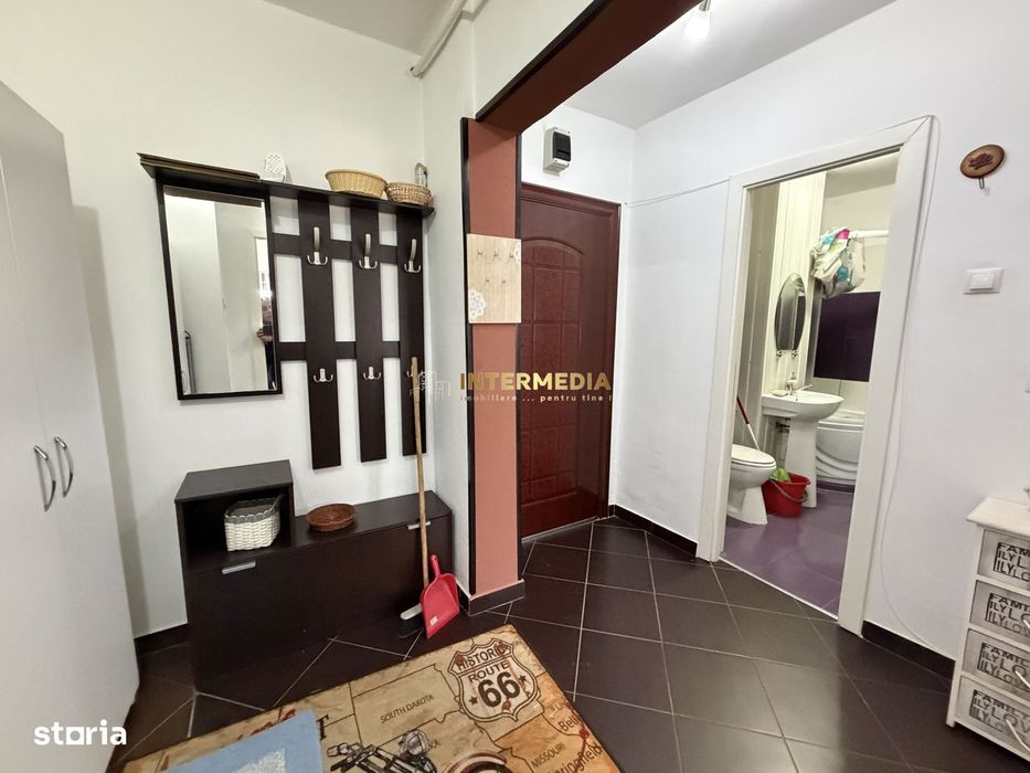 Inchirere Garsoniera 34 mp CETATE Flanco Etaj intermediarr Balcon Parc