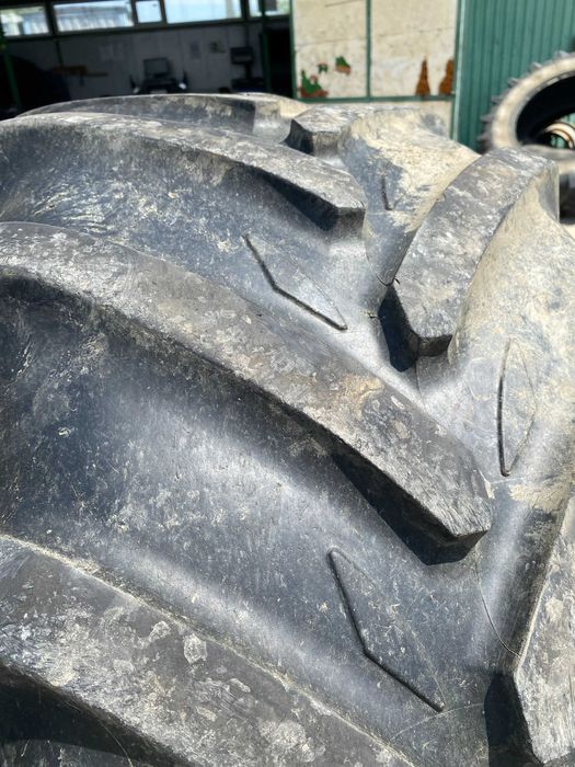 Anvelope 480.60 R28 Michelin