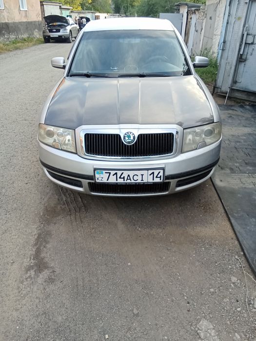 Продам автомашину,Шкода супер Б.