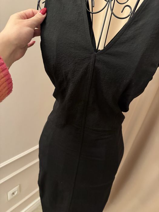 Италианска секси черна рокля