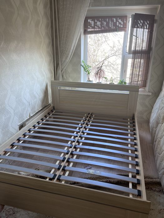 Диван в хорошем состоянии