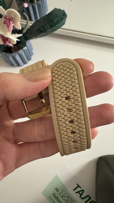 Часовник , Loius